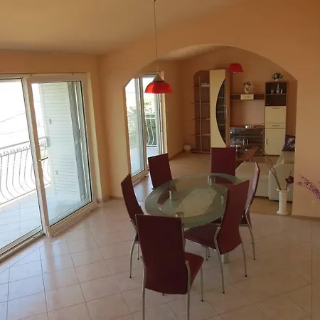 Magistrala Apartmán *