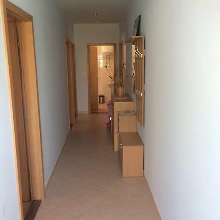 Magistrala * Jesenice (Split-Dalmatia)